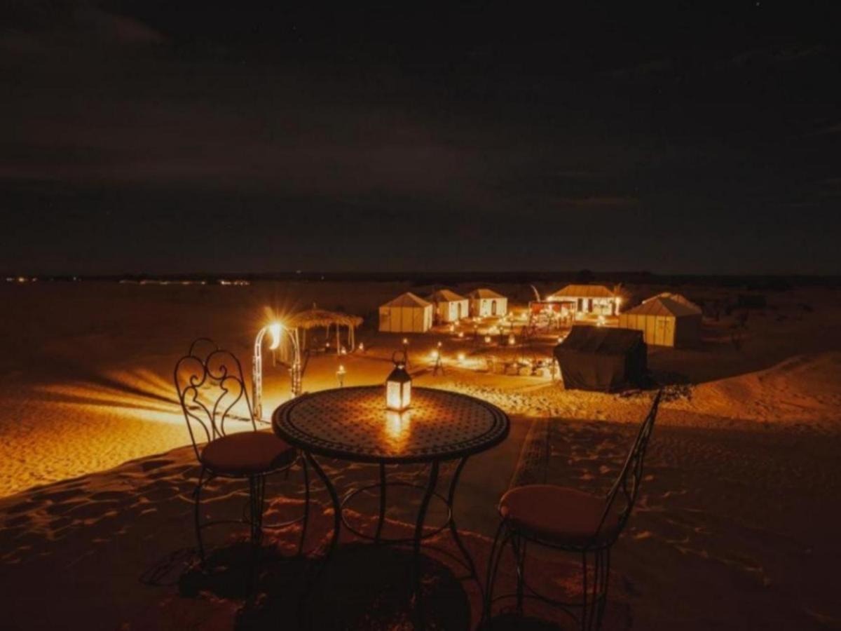 Desert Paradise Luxury Camp Merzouga Esterno foto