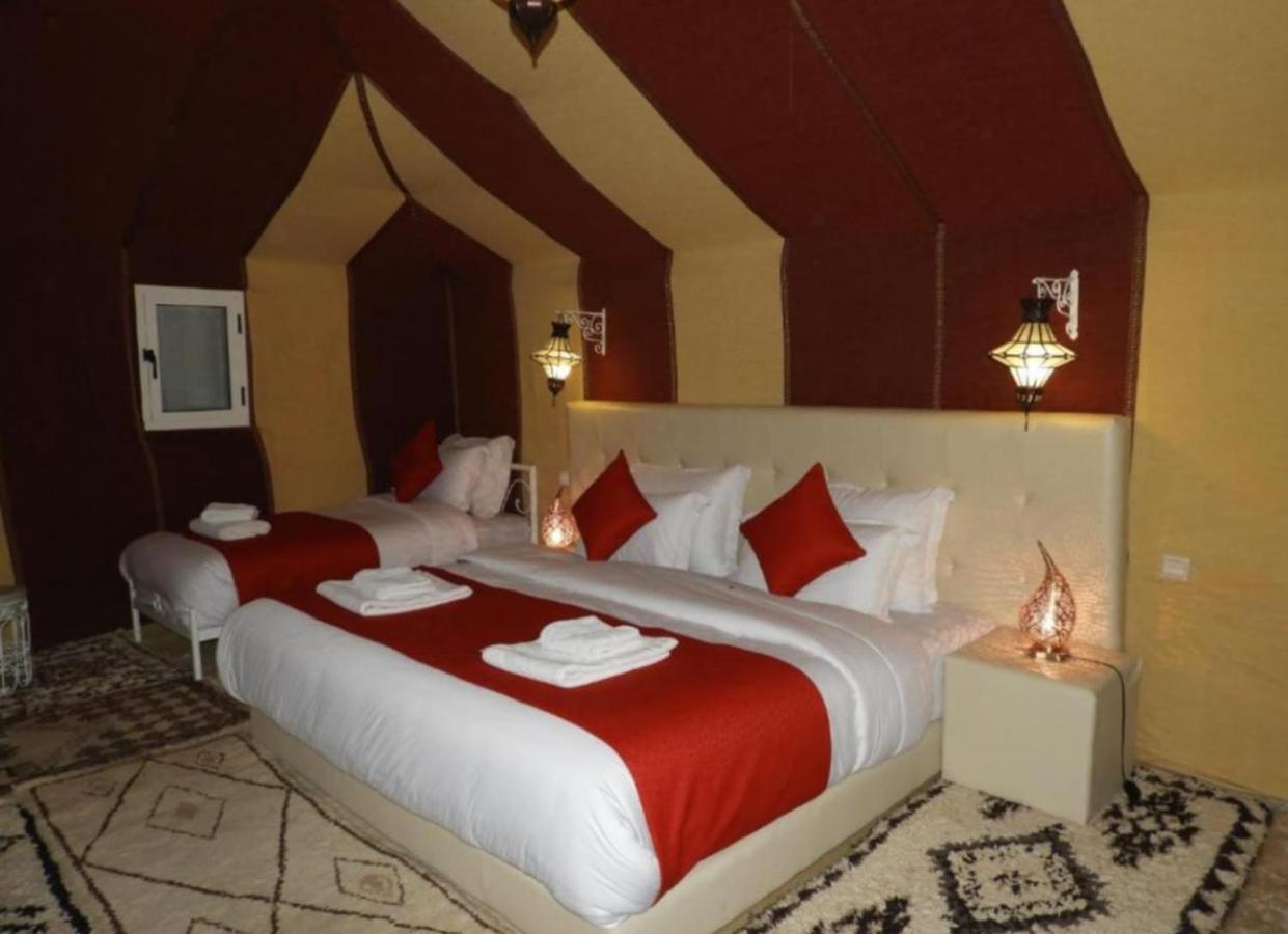 Desert Paradise Luxury Camp Merzouga Esterno foto