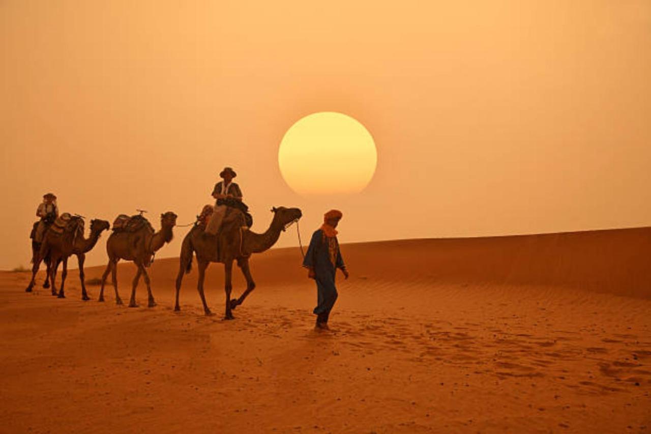 Desert Paradise Luxury Camp Merzouga Esterno foto